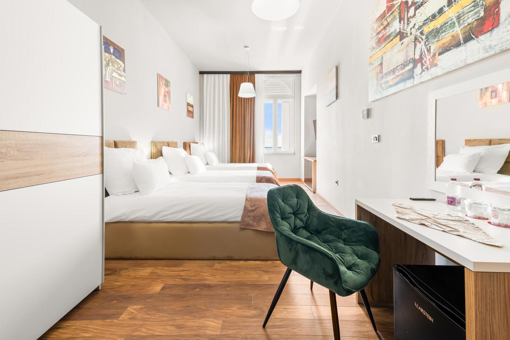 Hotel Dua Residence Porec Exterior photo
