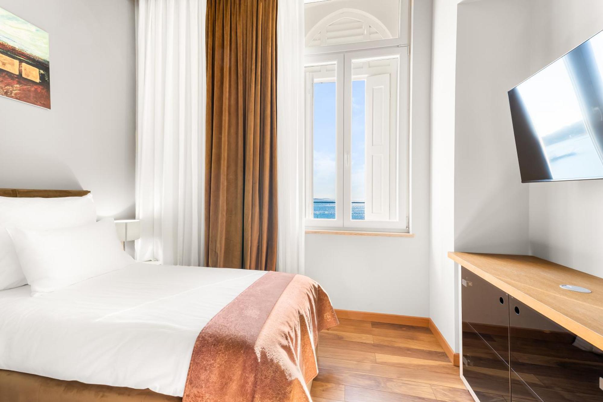 Hotel Dua Residence Porec Exterior photo